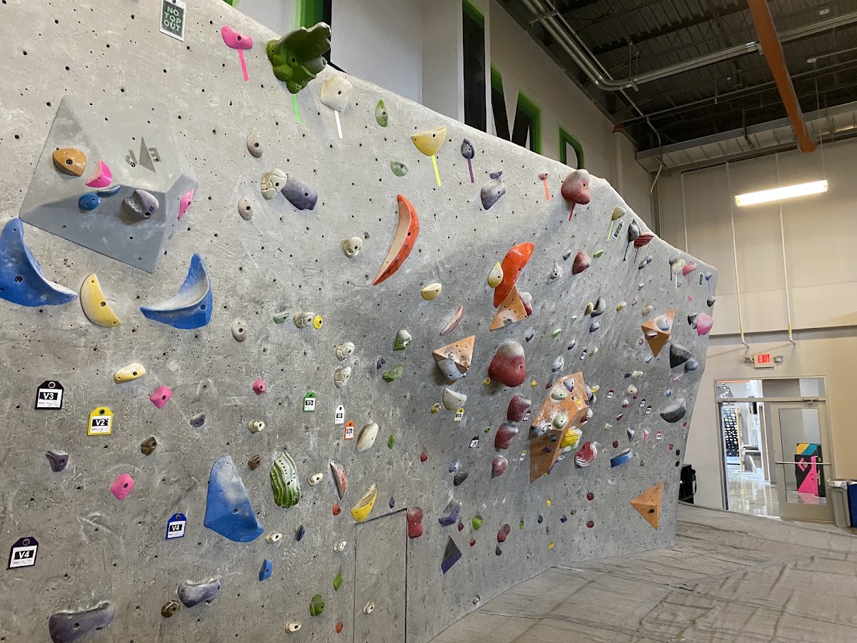 Climb Nashville East - Photo 2