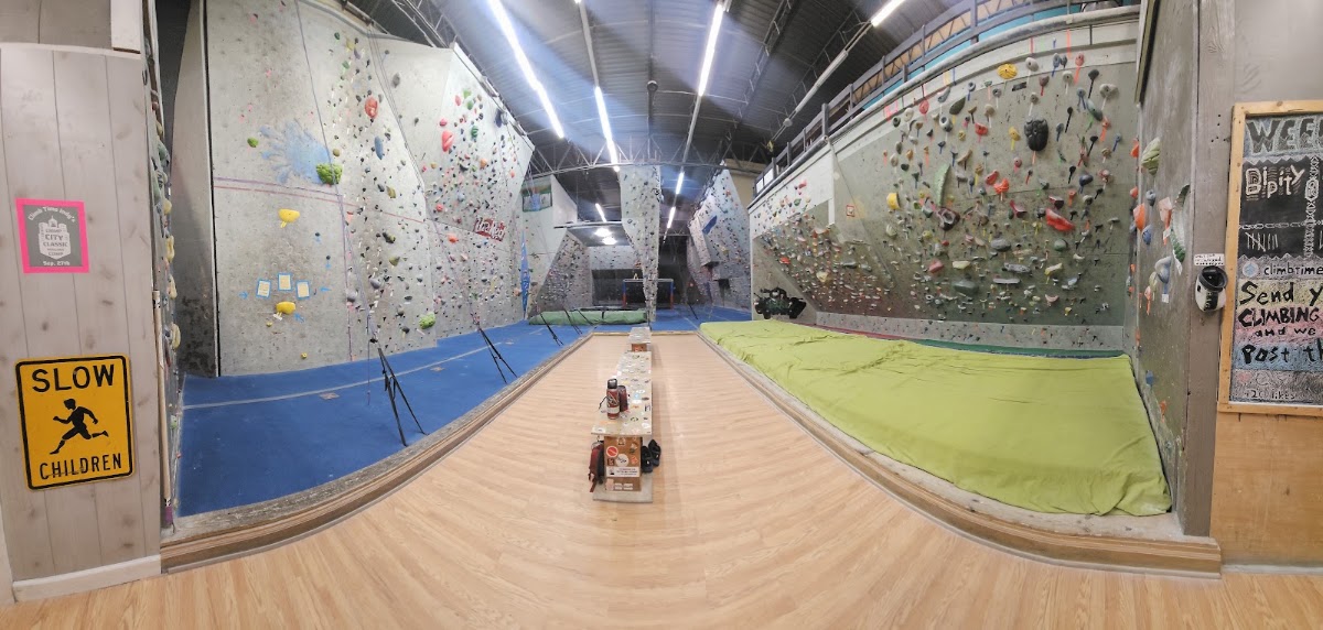 Climb Time Indy - Photo 3