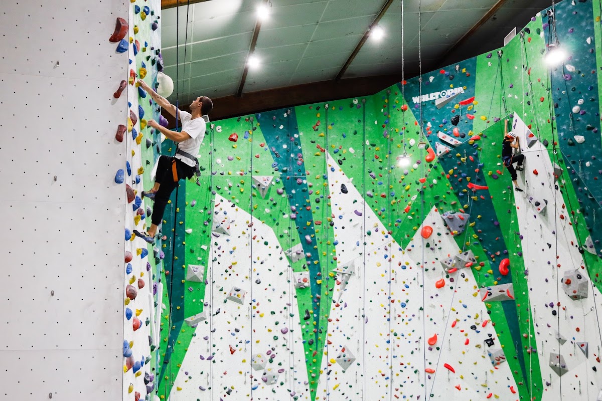 Climb Up Aubagne - Photo 1