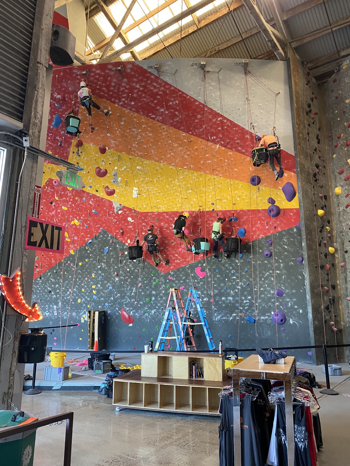 Climbing & Fitness Club - Photo 3