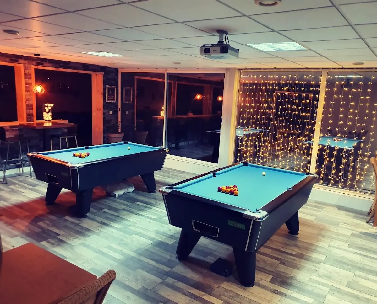 CLUB 141 Billards