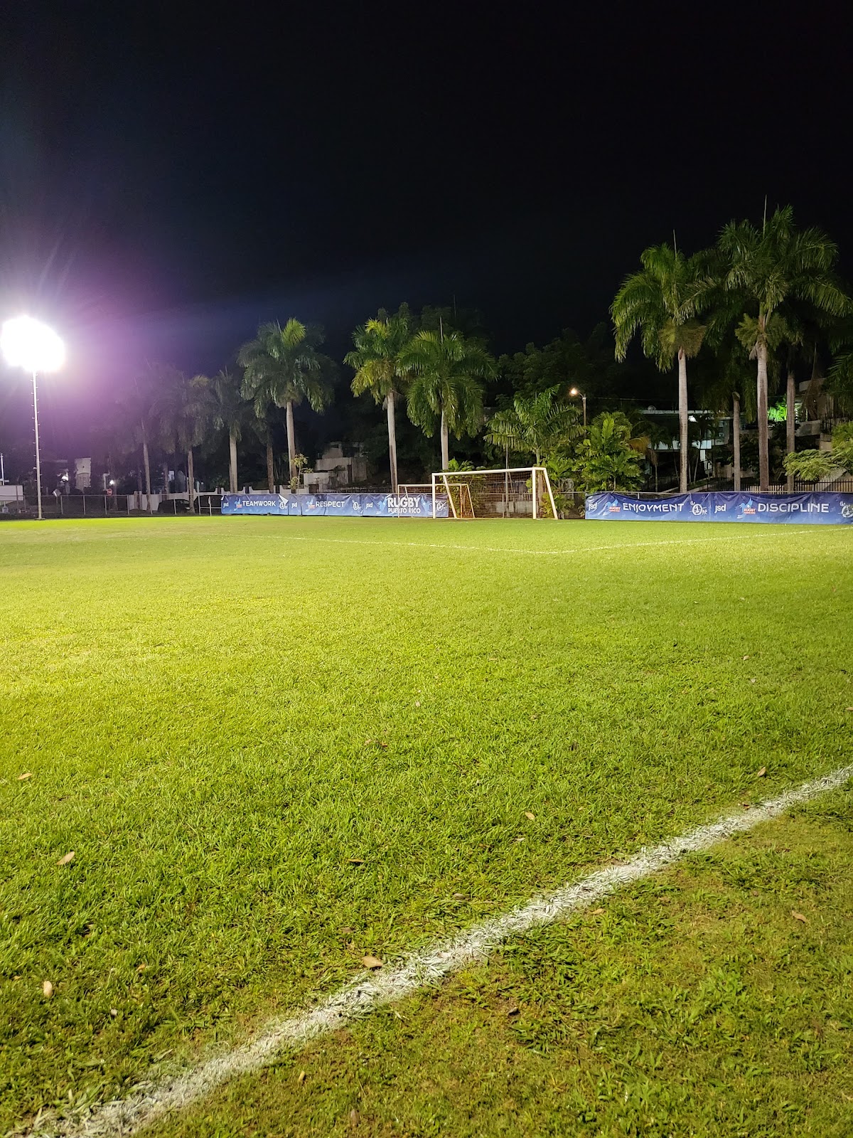 Club de Futbol Fraigcomar Field 2 - Photo 3