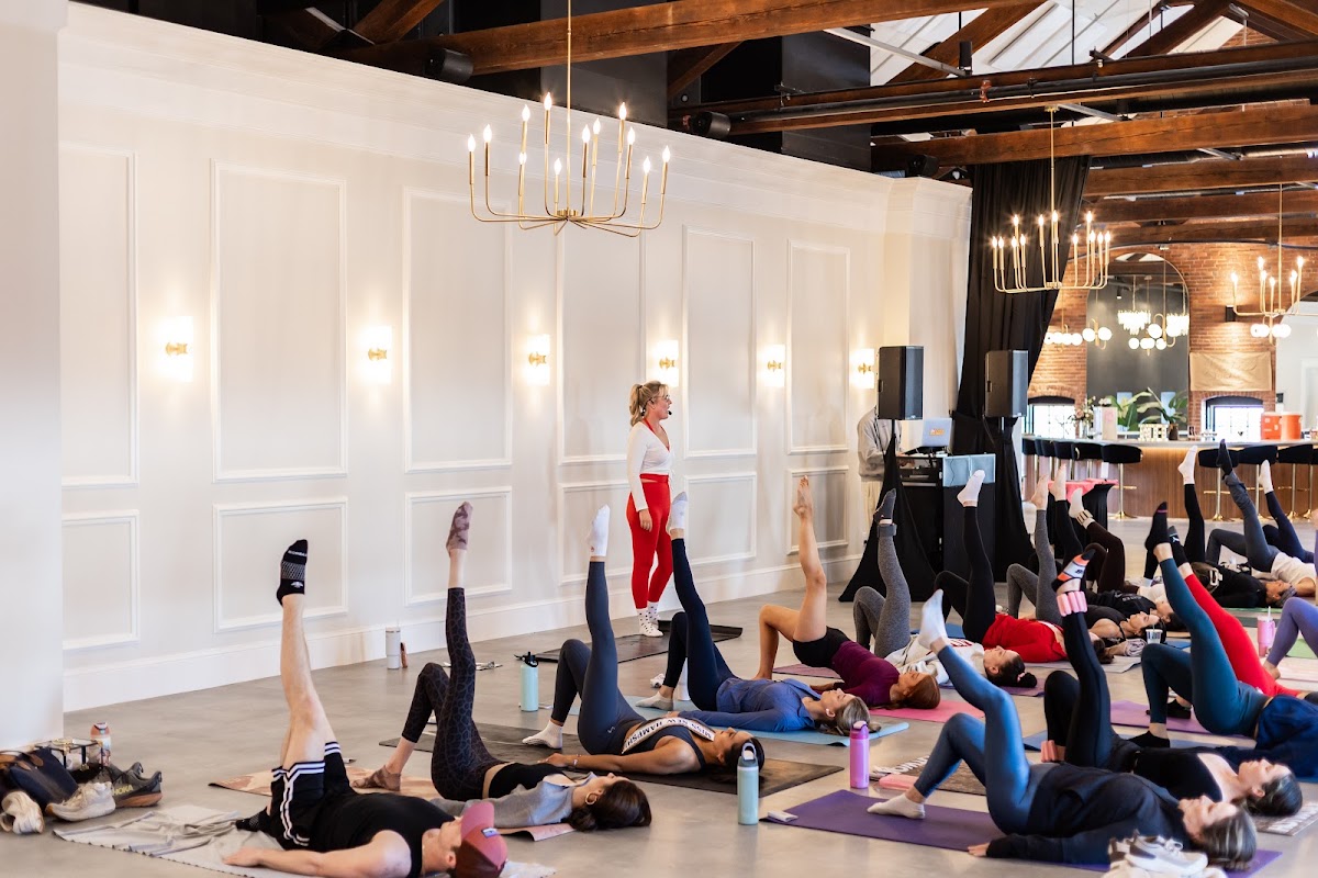 Club Pilates - Photo 2