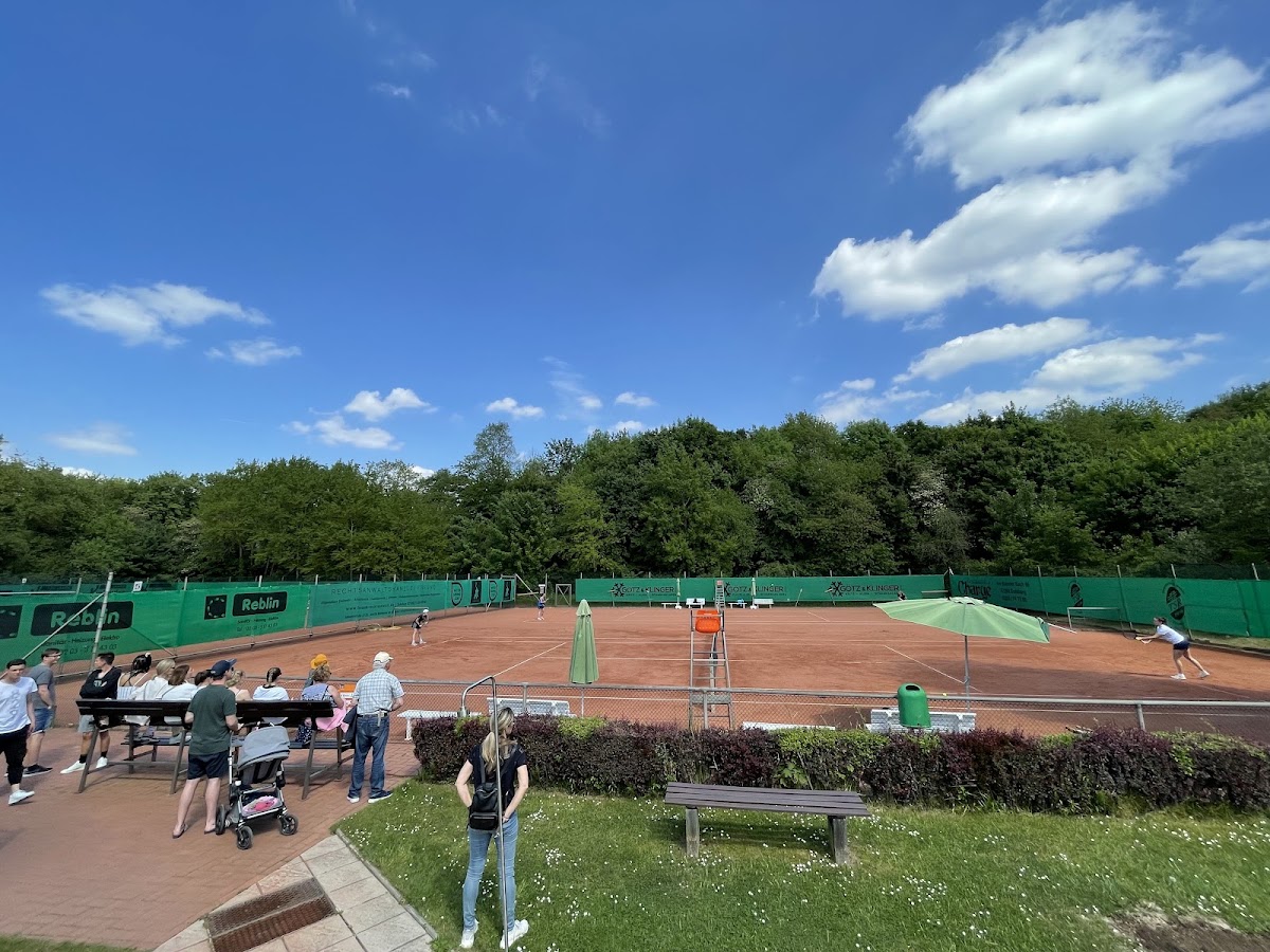 Clubhaus TS Rahm 1906 e.V., Tennis