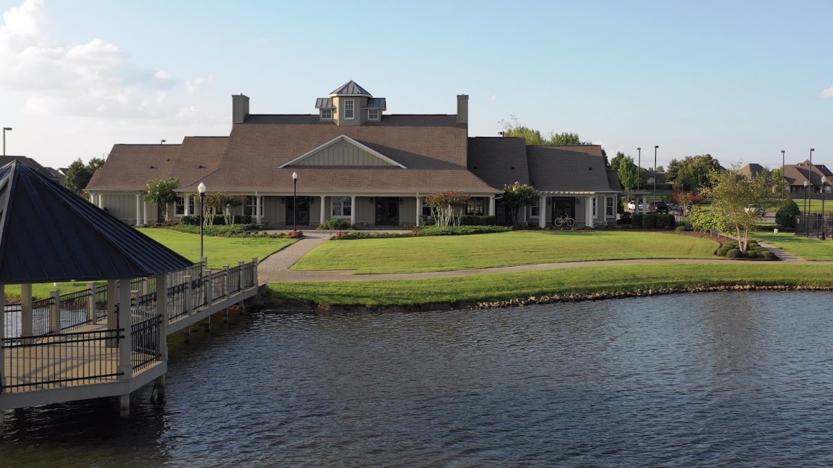 Clubhouse - Photo 2