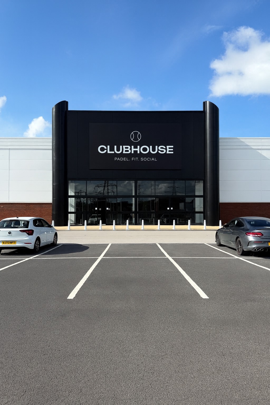CLUBHOUSE - Photo 3
