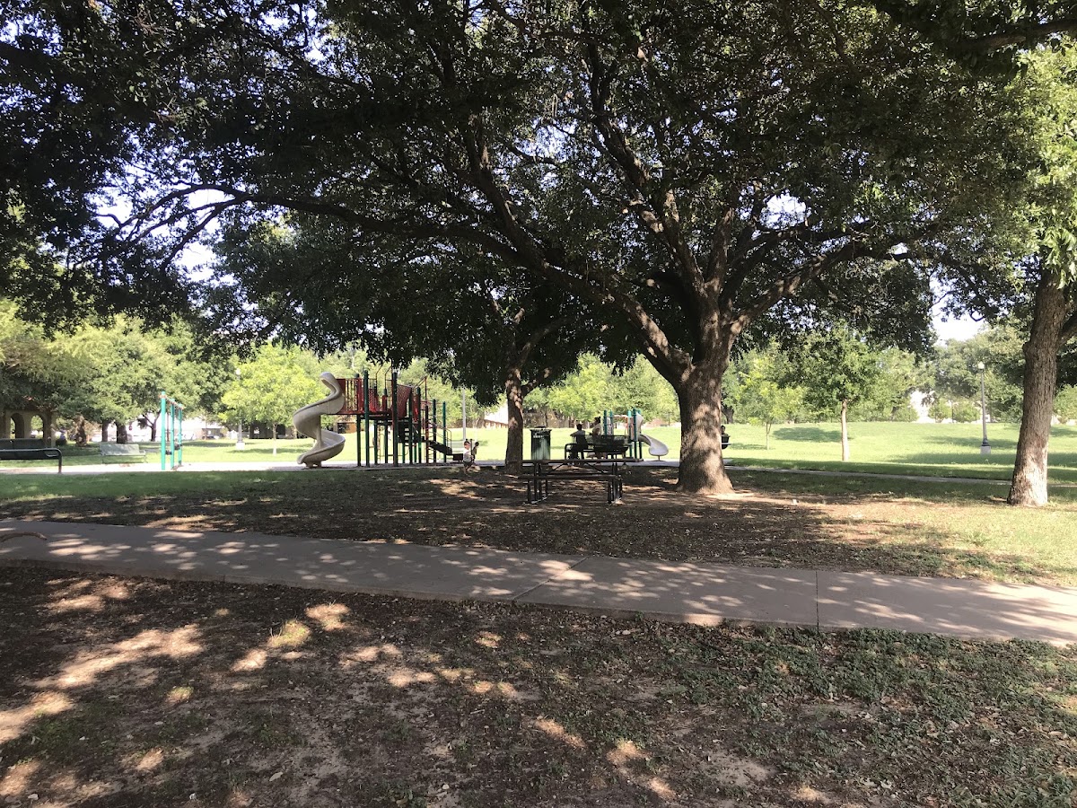 Cole Park - Photo 2