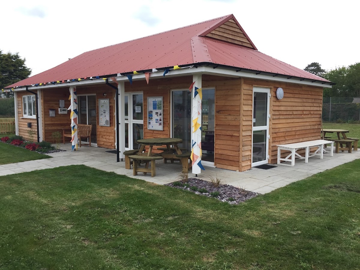 Collingham Tennis Club - Photo 2