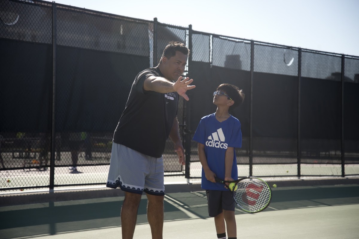 Colossal Tennis - Photo 3