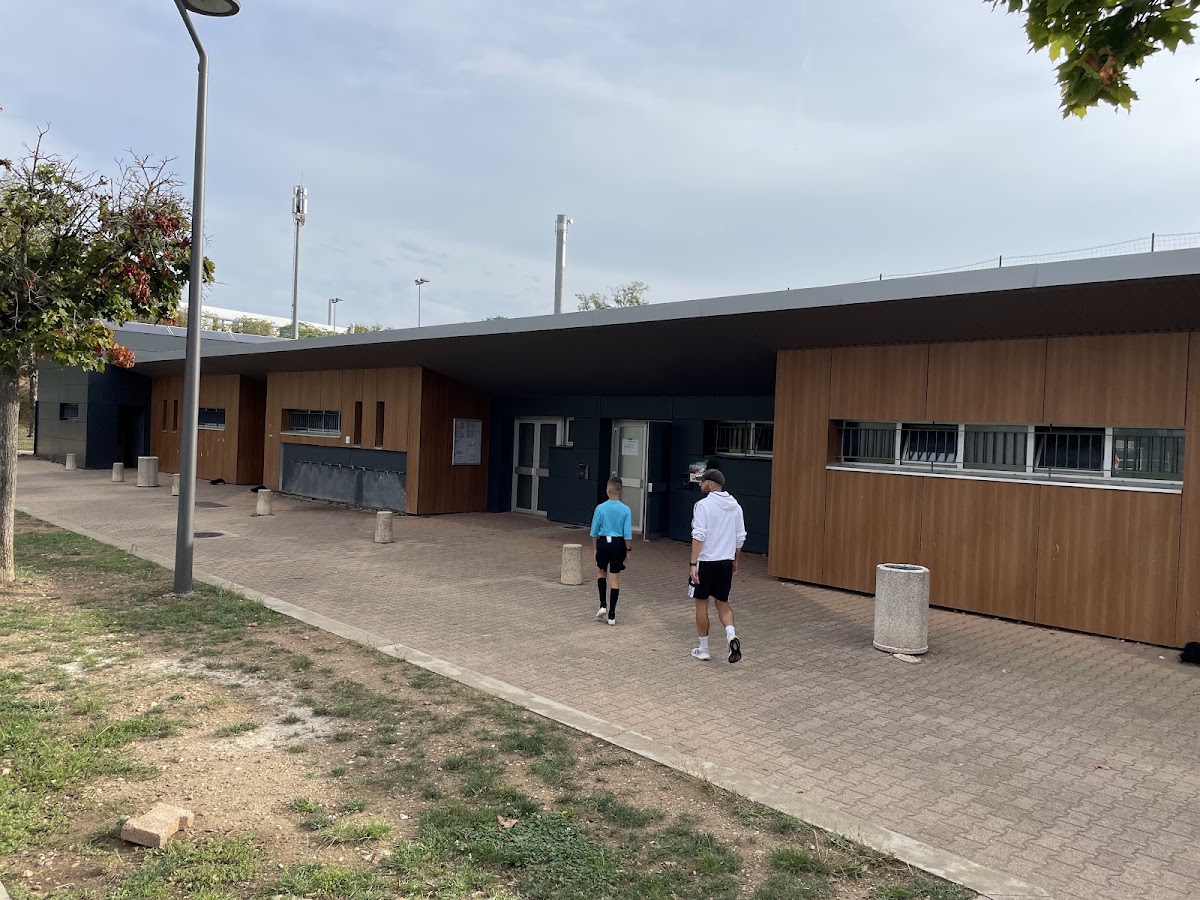 Complexe Sportif de la Terre des Lièvres - Photo 3