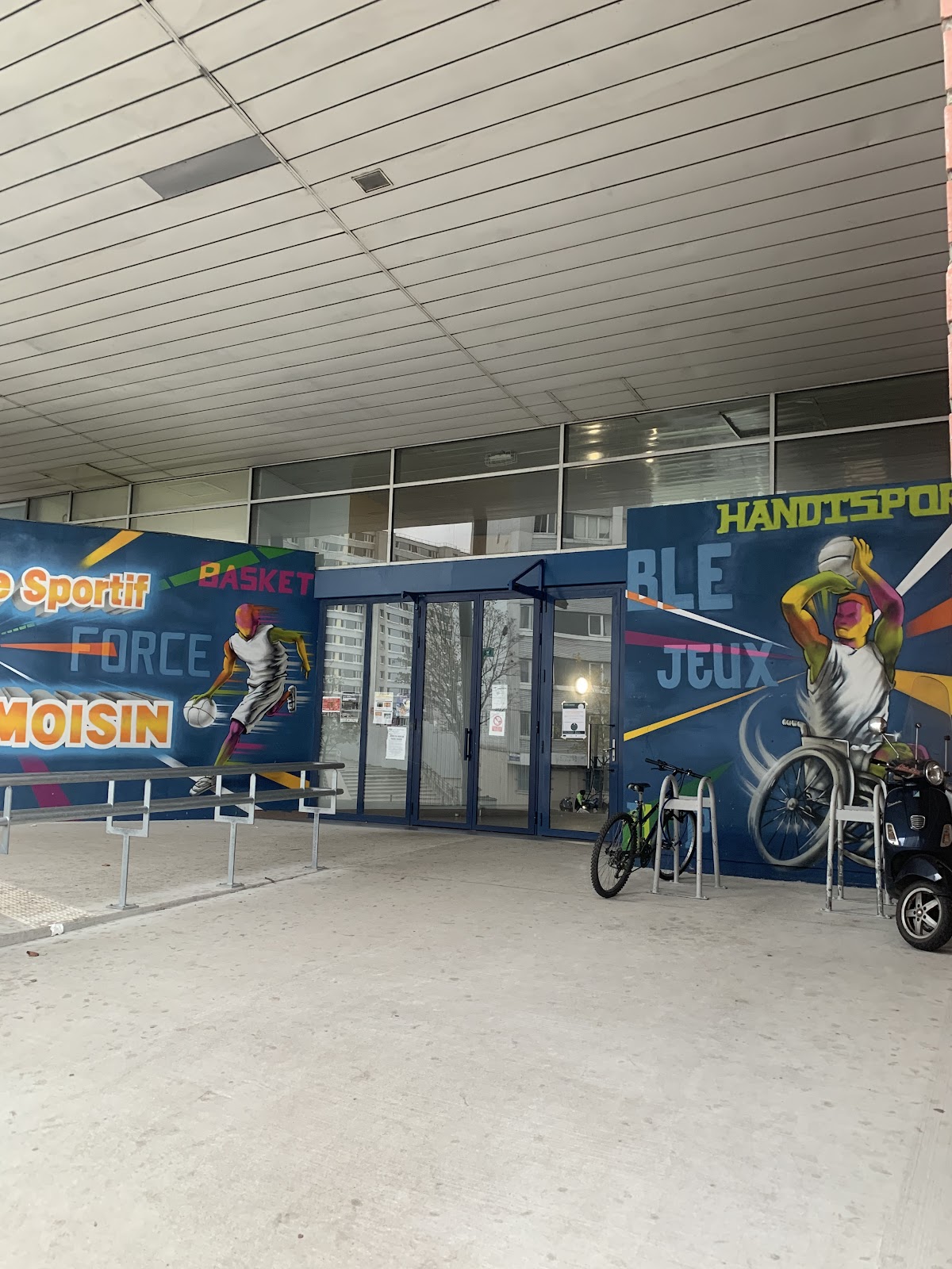 Complexe sportif Franc Moisin - Photo 2