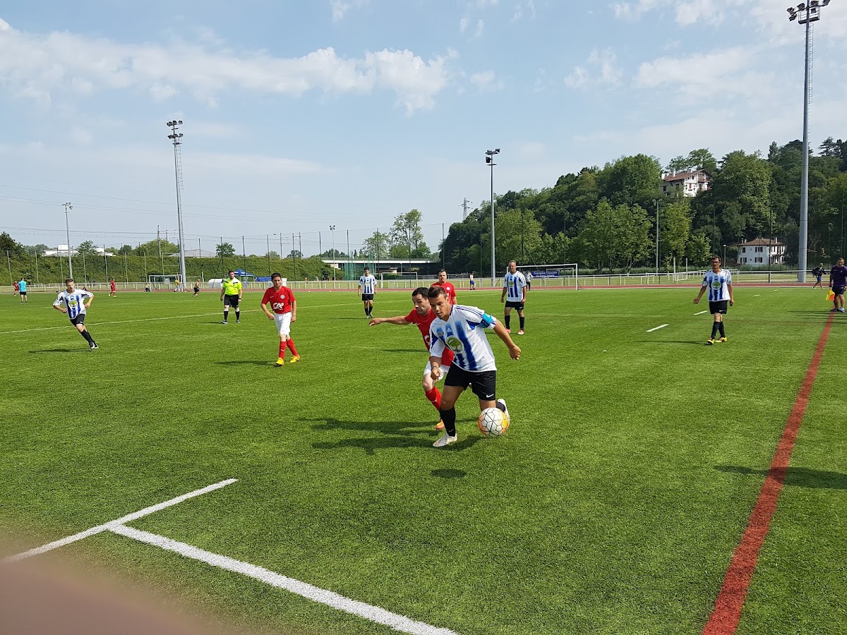 Complexe Sportif La Floride - Photo 1