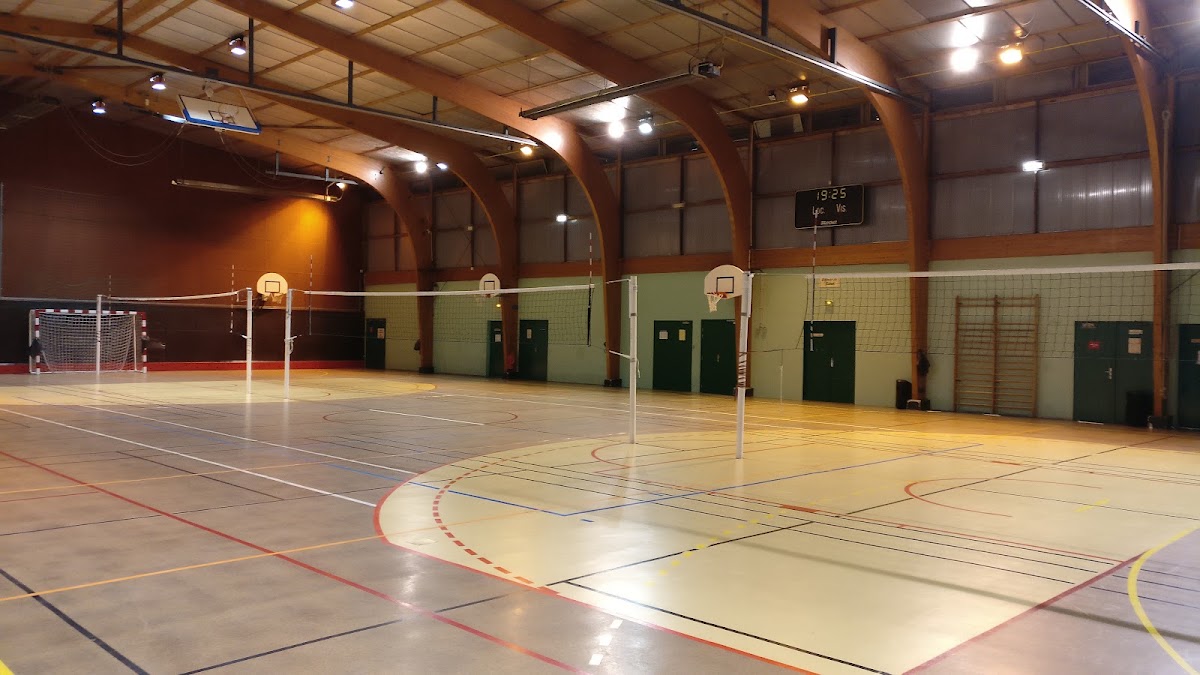 Complexe Sportif Venise Gosnat - Photo 2