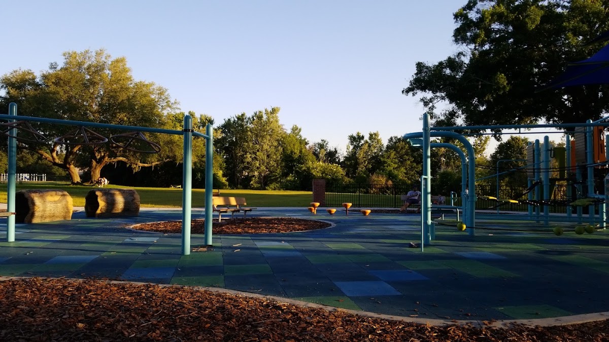 Compton Park Pickleball Court - Photo 3