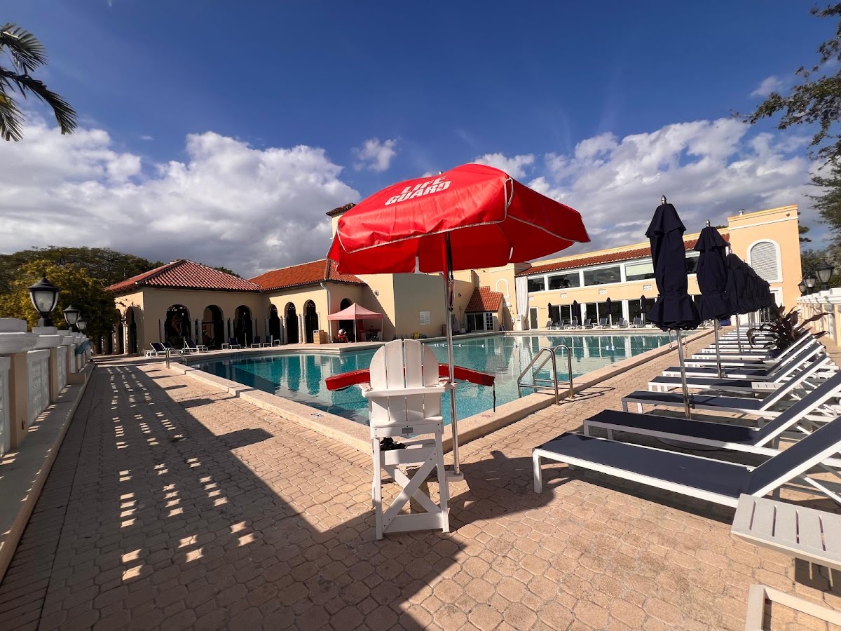 Coral Gables Golf & Country Club Athletic Club - Photo 2