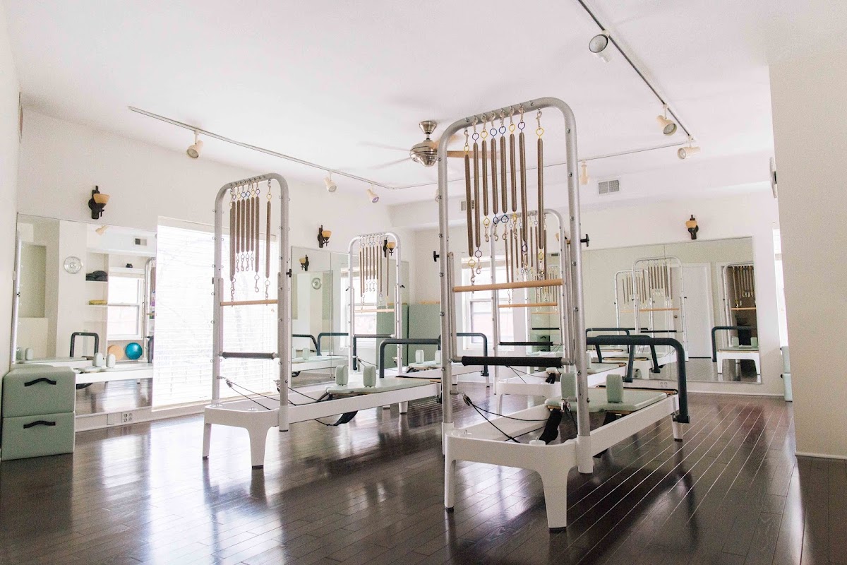 Core Chicago Pilates - Photo 2