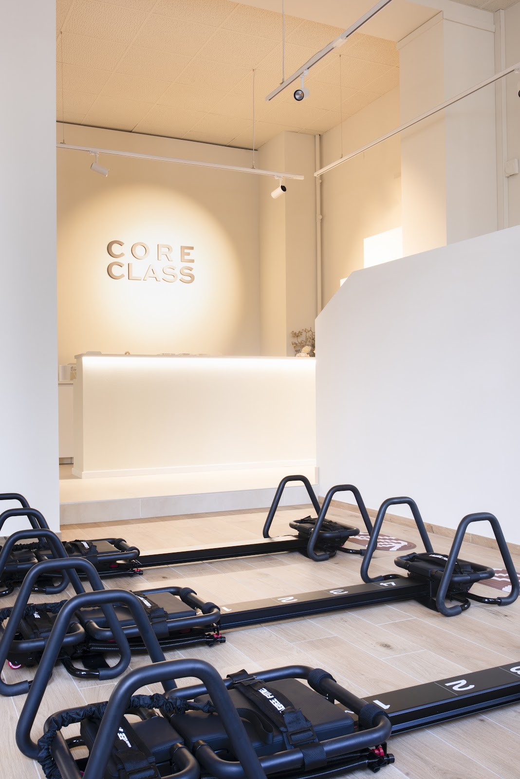 CORE CLASS - Photo 3