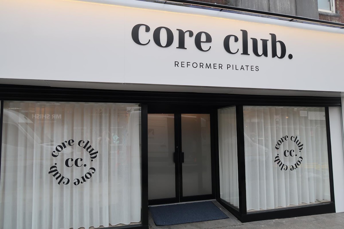 Core Club Reformer Pilates - Photo 3