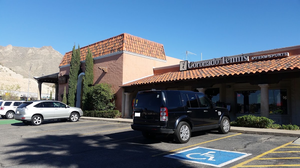 Coronado Tennis & Team Sports - Photo 1