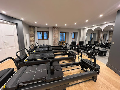 COSMOPILATES - Photo principale