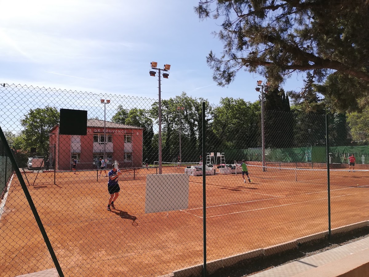 Country Club Aixois - Photo 2