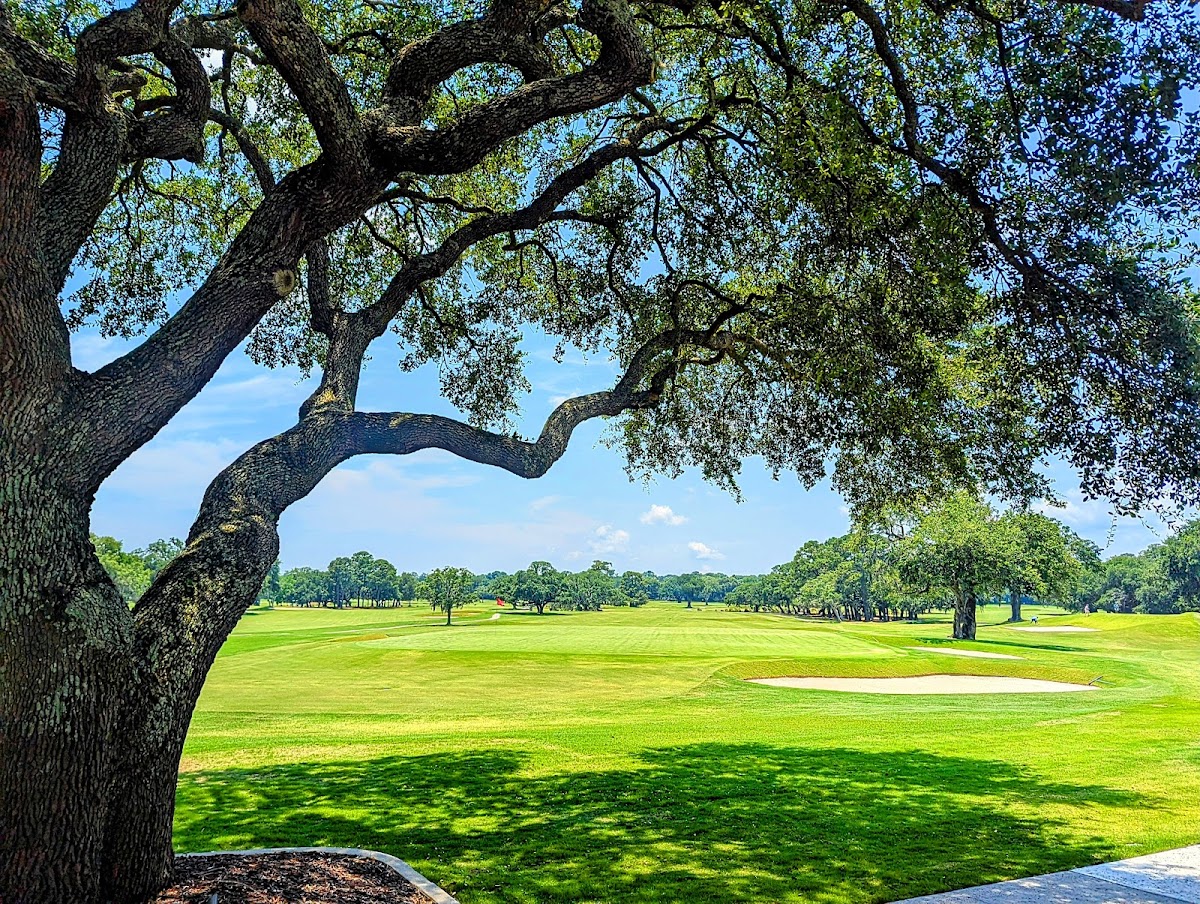 Country Club of Charleston - Photo 1