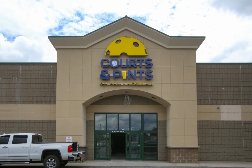 Courts and Pints - Photo 1