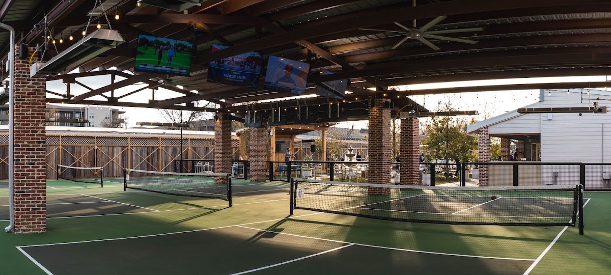 Courtside Pickleball