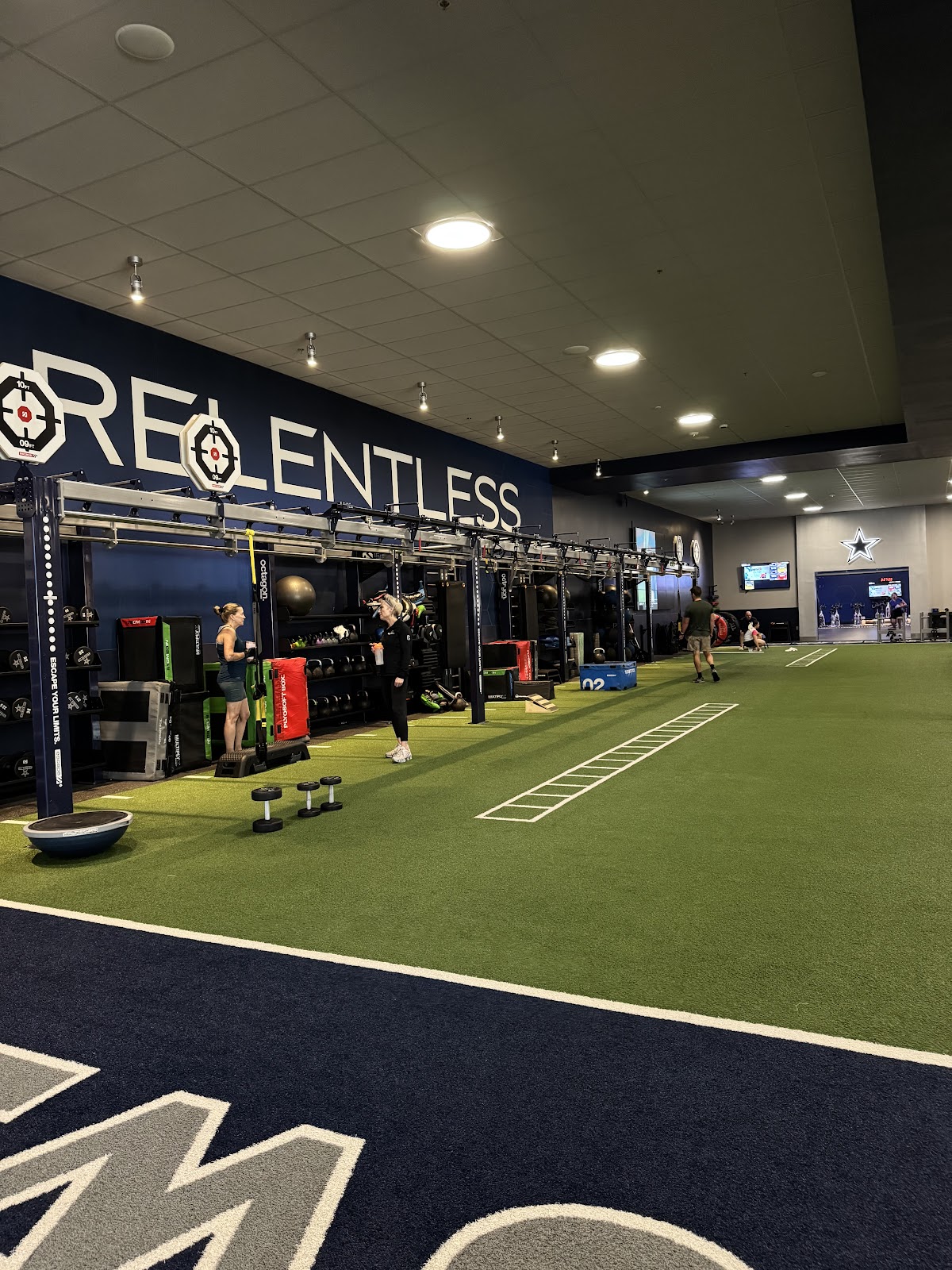 Cowboys Fit - Photo 2