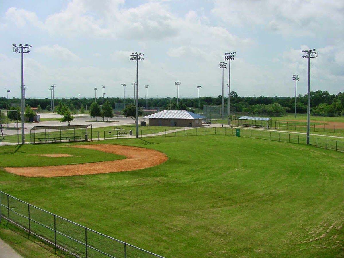 Cravens Park - Photo 3