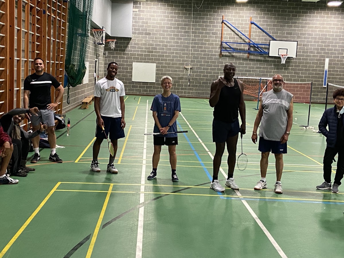 Crofton Arrows Badminton Club - Photo 3