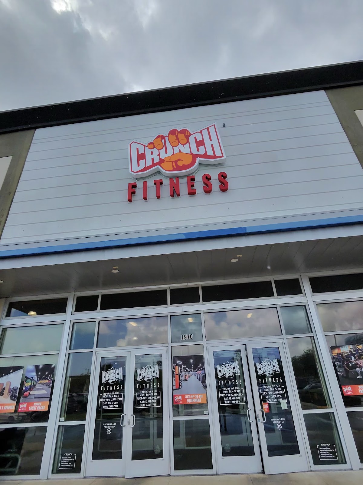 Crunch Fitness - Doral - Photo 3