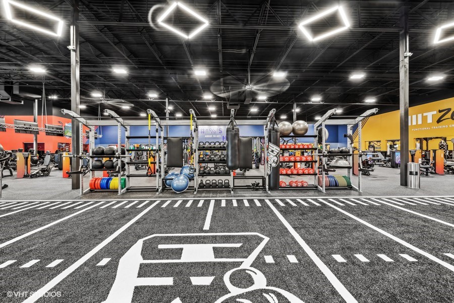 Crunch Fitness - East Plano - Photo 2