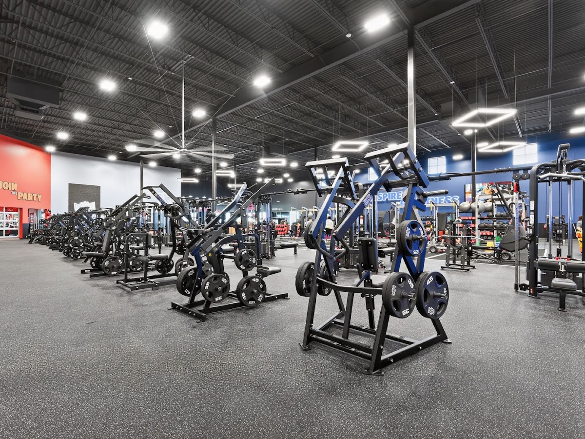 Crunch Fitness - OKC Northwest - Photo 2