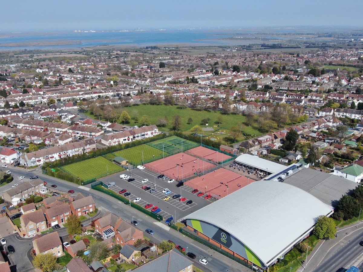 David Lloyd Gillingham - Photo 2