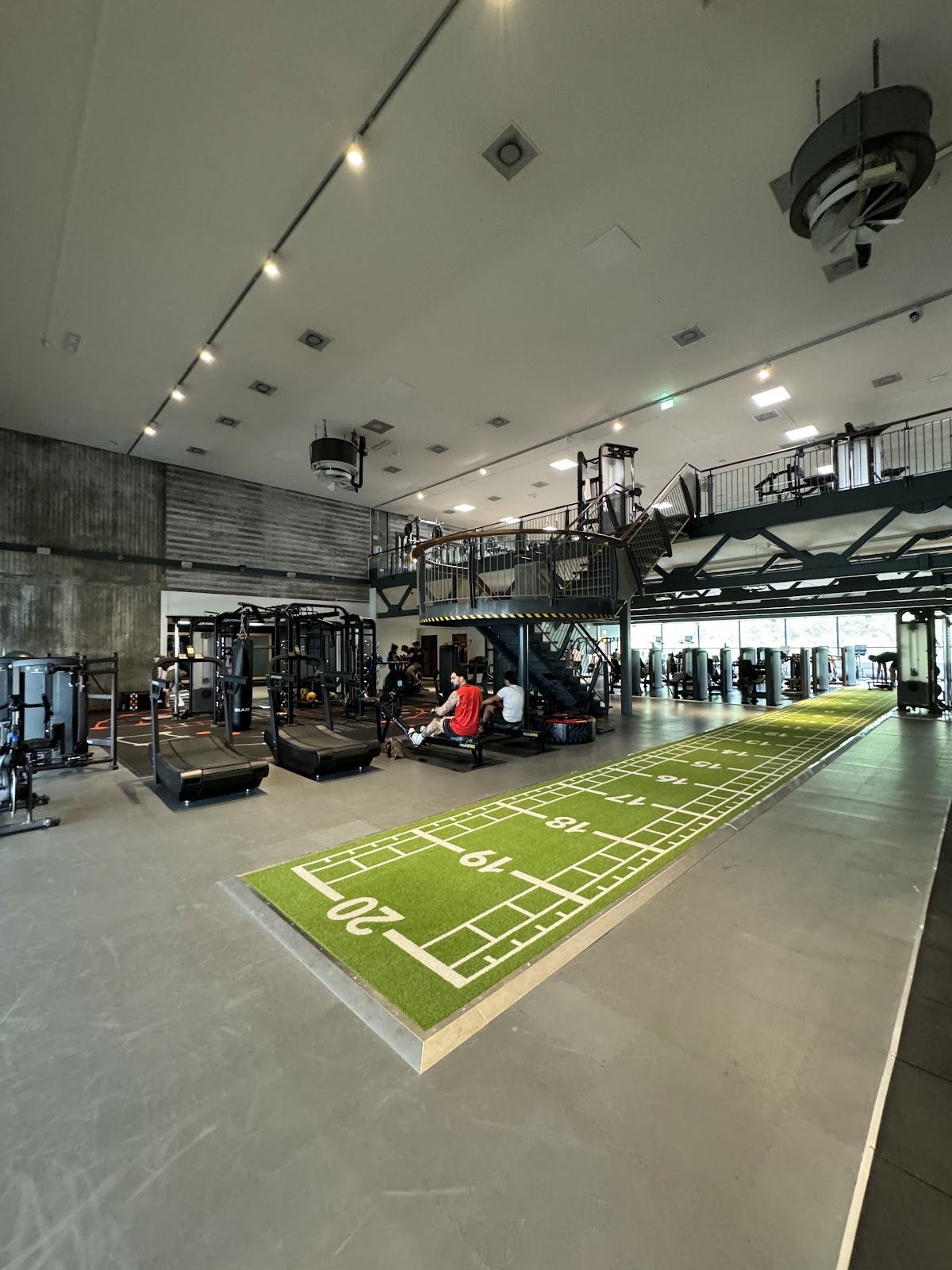 David Lloyd Rotterdam Centrum - Photo 3