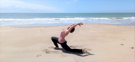 Delphine AUBOUR - Yoga et méditation Tours Nord - Photo principale