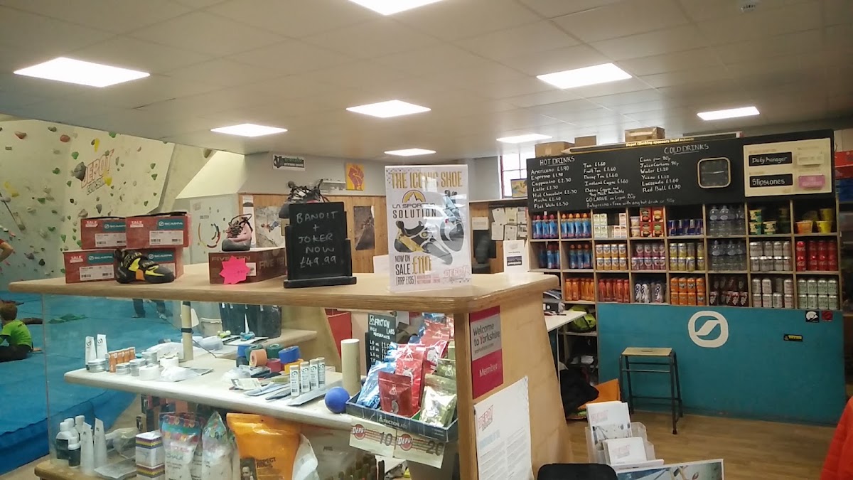 Depot Climbing Leeds (Pudsey) - Photo 3