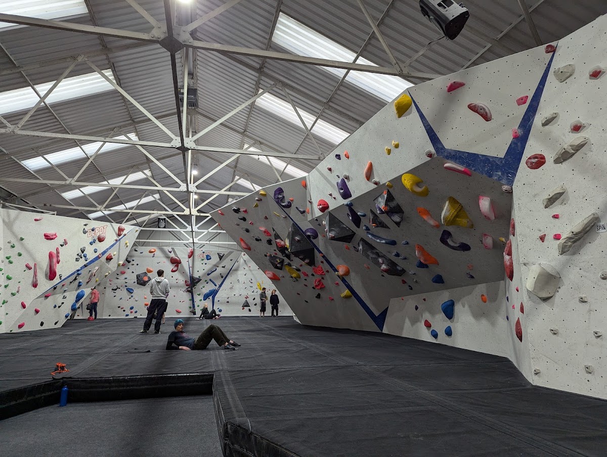 Depot Climbing Sheffield - Photo 2