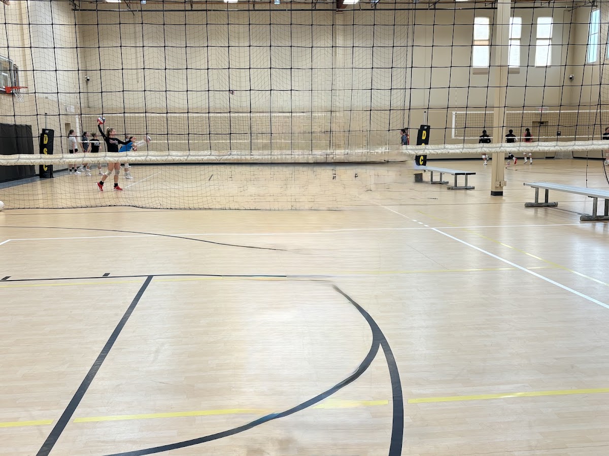 DESERT SPORTS CENTER