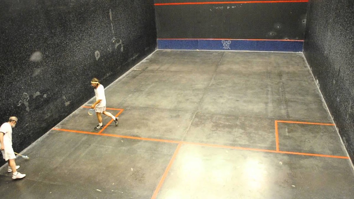 Detroit Racquet Club - Photo 2