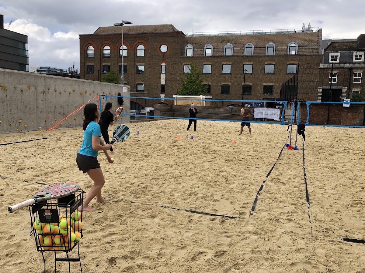 Deuce Beach Tennis - Photo 3