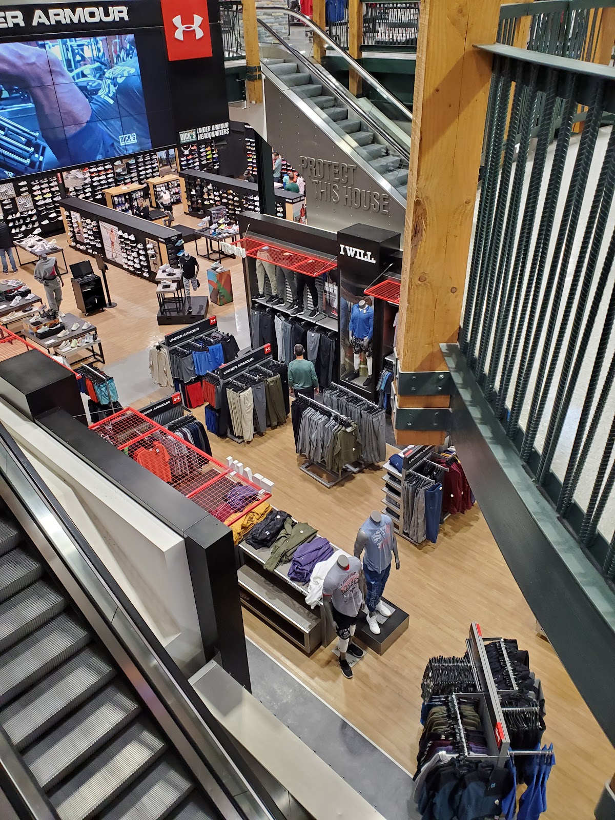 DICK'S House of Sport - Photo 3
