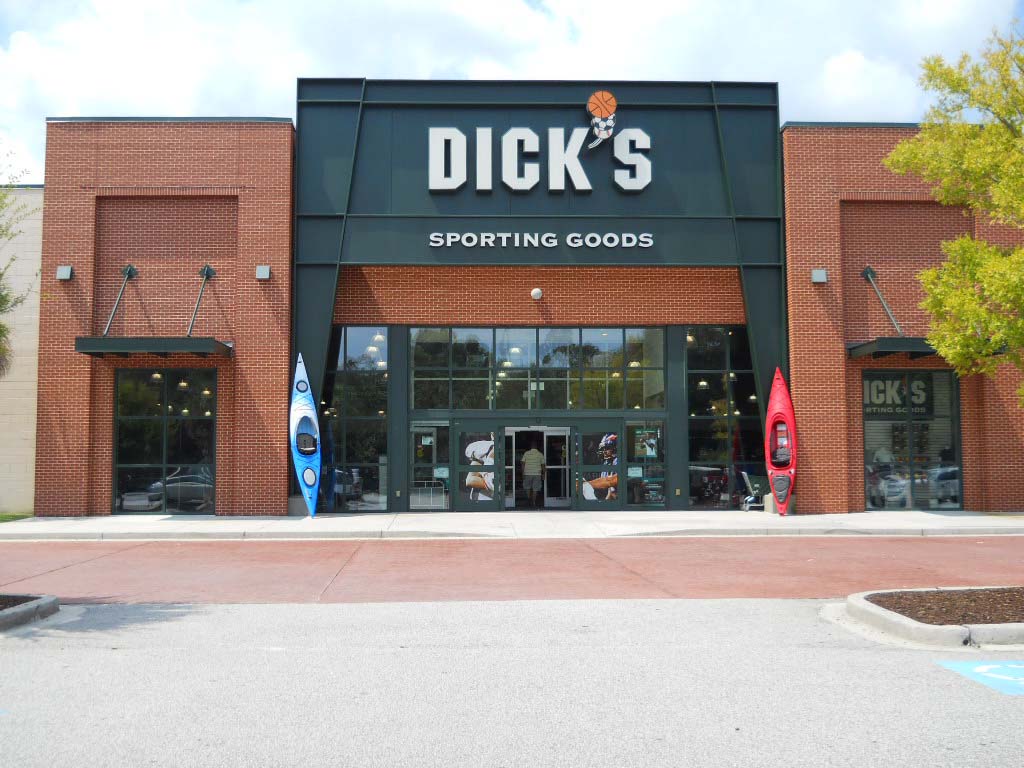 DICK'S Sporting Goods - Photo 1
