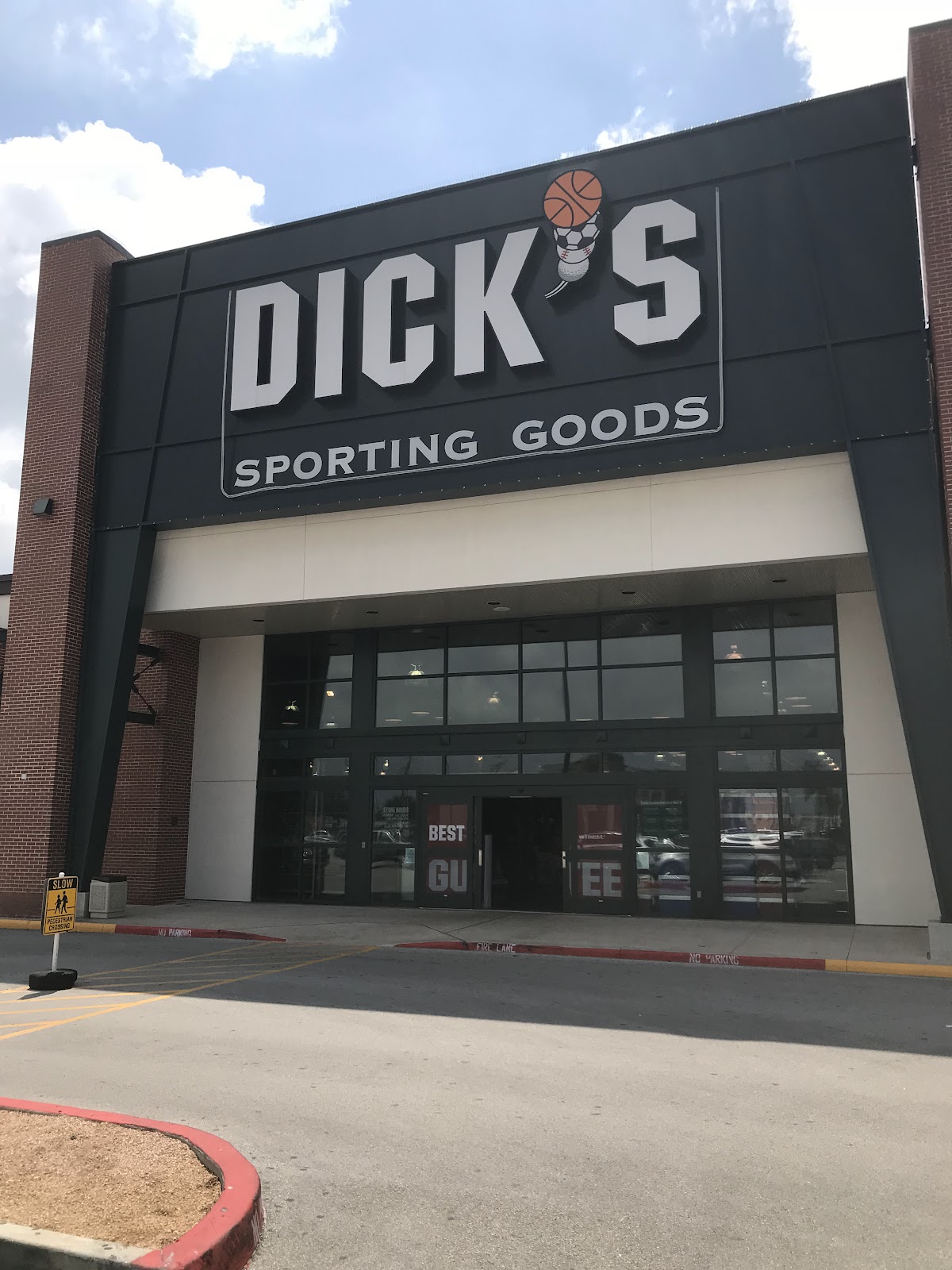 DICK'S Sporting Goods - Photo 1