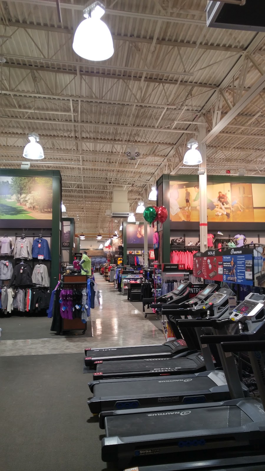 DICK'S Sporting Goods - Photo 3