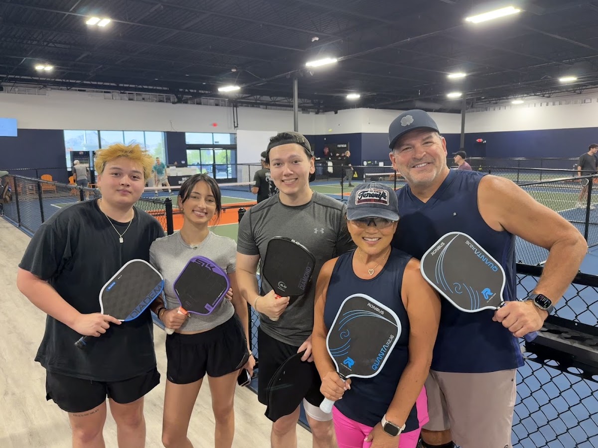 Dill Dinkers Pickleball - Photo 2