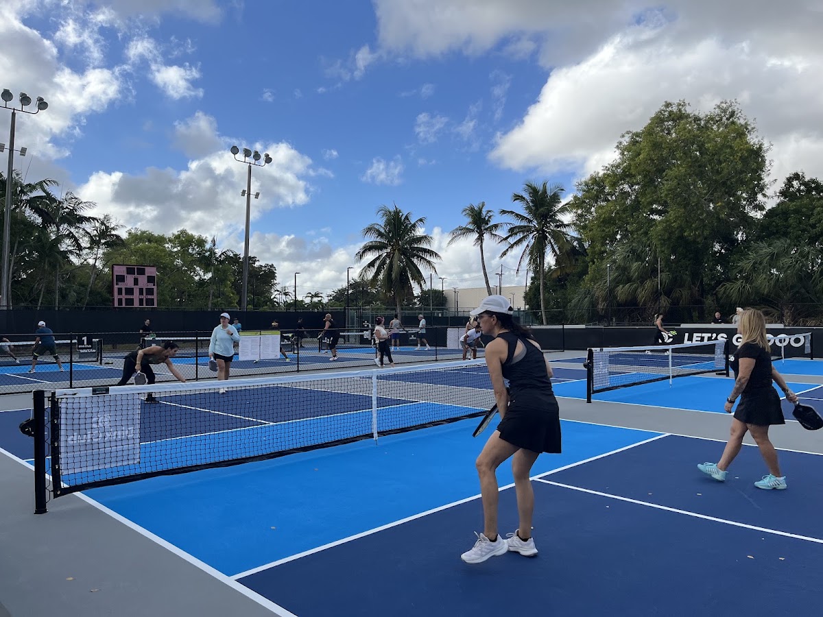 Dink Club Pickleball Courts - Photo 2