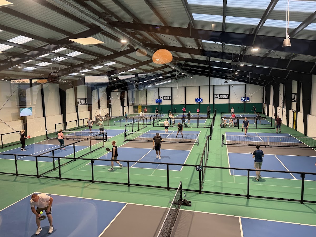 Dinks Pickleball Clubs