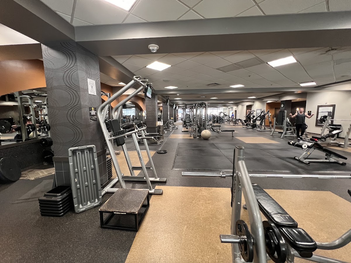 East Bank Athletic & Social - Photo 2